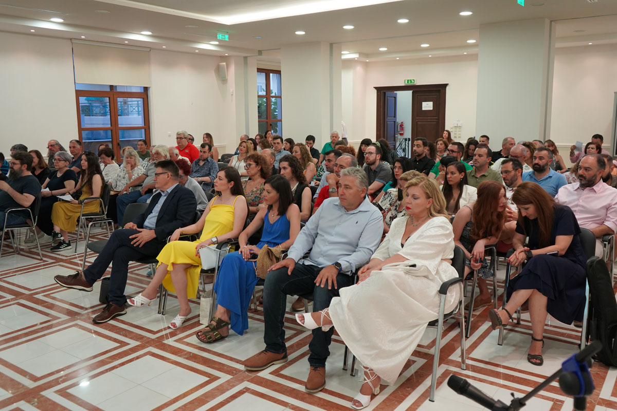 Παρουσίαση του λευκώματος “ΡΟΔΟΠΗ: Μια οροσειρά Δεκαπέντε φωτογράφοι” στην Αλεξανδρούπολη