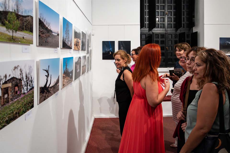 Εγκαίνια της έκθεσης φωτογραφίας "Μετά τη Φωτιά" στην Ρόδο