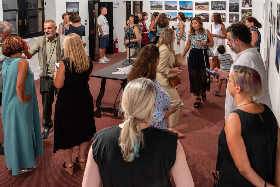 Εγκαίνια της έκθεσης φωτογραφίας "Μετά τη Φωτιά" στην Ρόδο