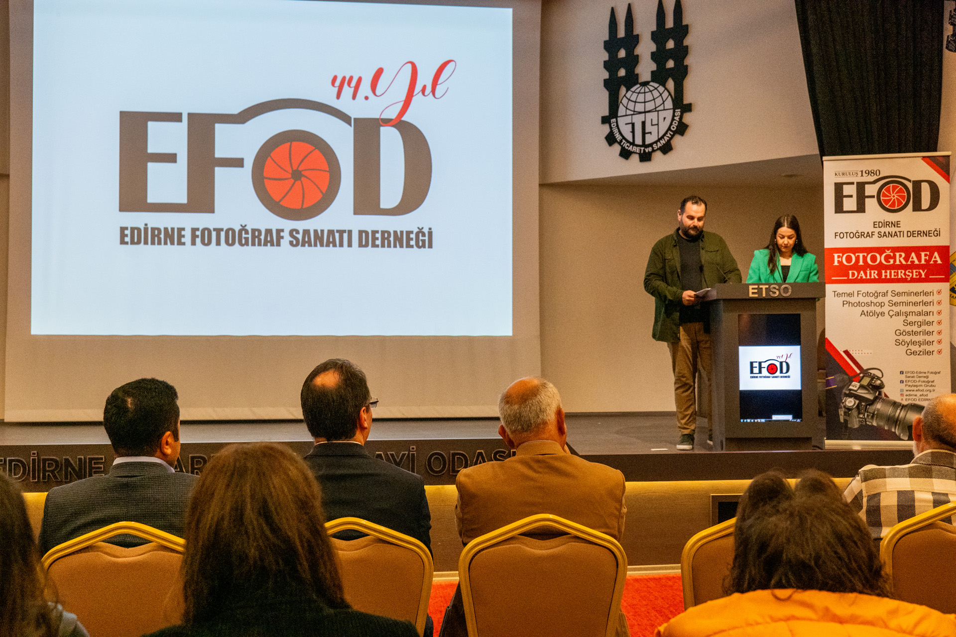 Εγκαίνια της έκθεσης "ΡΟΔΟΠΗ: Μια οροσειρά - Δεκαπέντε φωτογράφοι" στην Αδριανούπολη της Τουρκίας