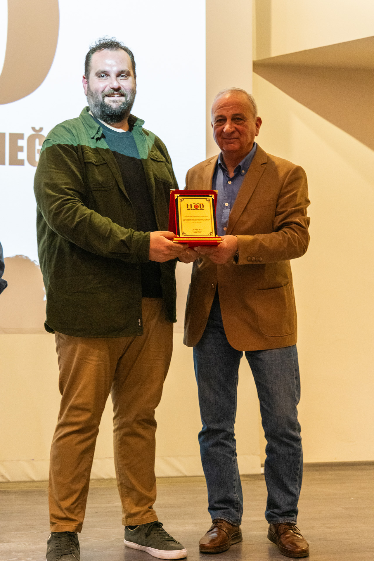 Εγκαίνια της έκθεσης "ΡΟΔΟΠΗ: Μια οροσειρά - Δεκαπέντε φωτογράφοι" στην Αδριανούπολη της Τουρκίας