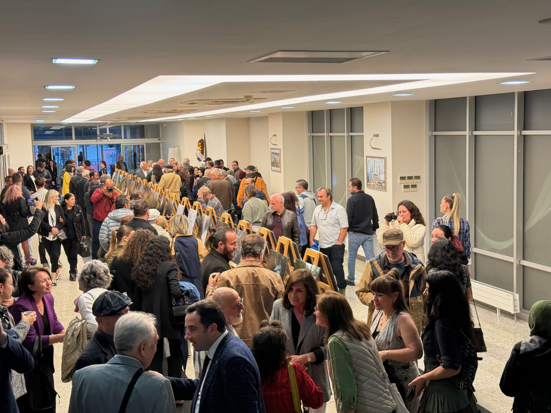 Εγκαίνια της έκθεσης "ΡΟΔΟΠΗ: Μια οροσειρά - Δεκαπέντε φωτογράφοι" στην Αδριανούπολη της Τουρκίας