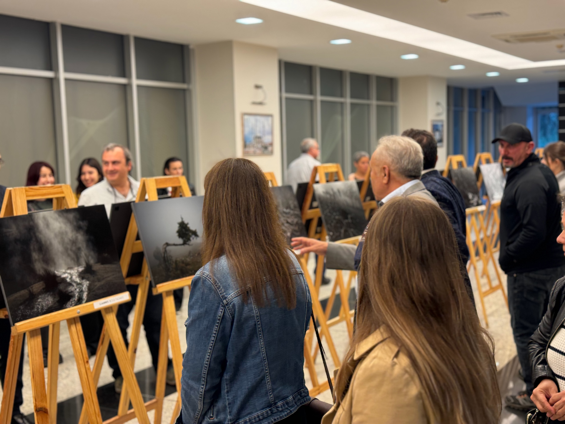 Εγκαίνια της έκθεσης "ΡΟΔΟΠΗ: Μια οροσειρά - Δεκαπέντε φωτογράφοι" στην Αδριανούπολη της Τουρκίας